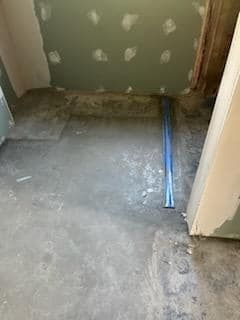 Tunnel's To Towers - ADA Compliant, Deck and Bath