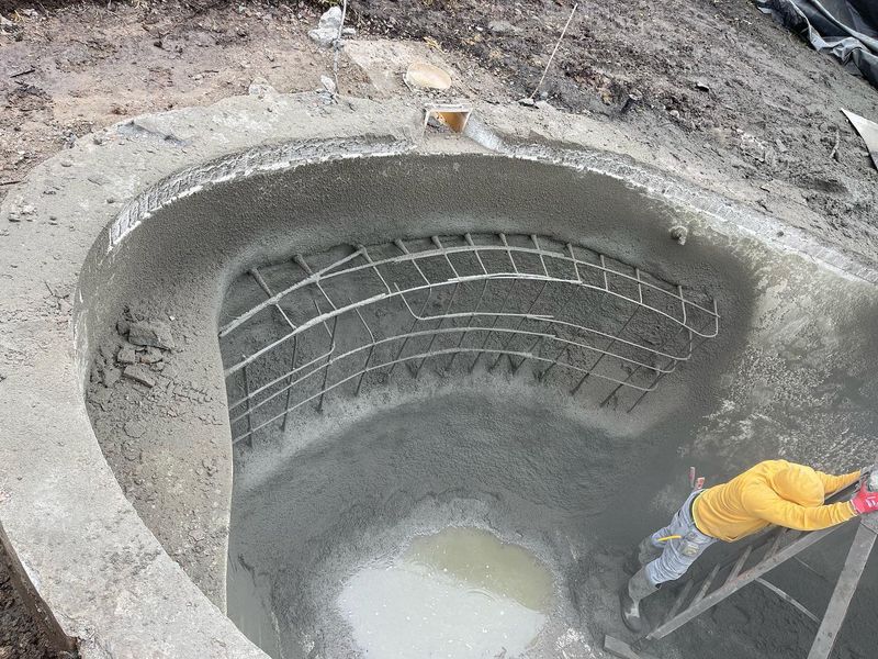 Custom Pool Construction gallery