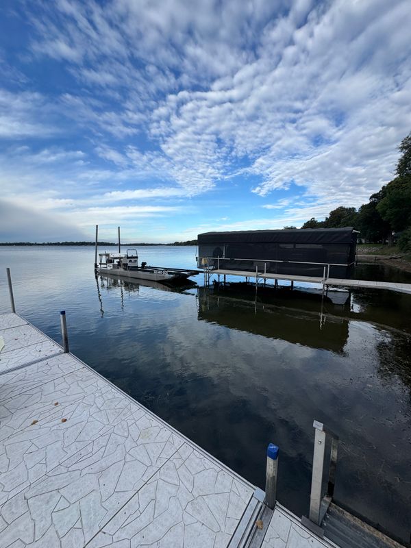 Dock installation / Removal