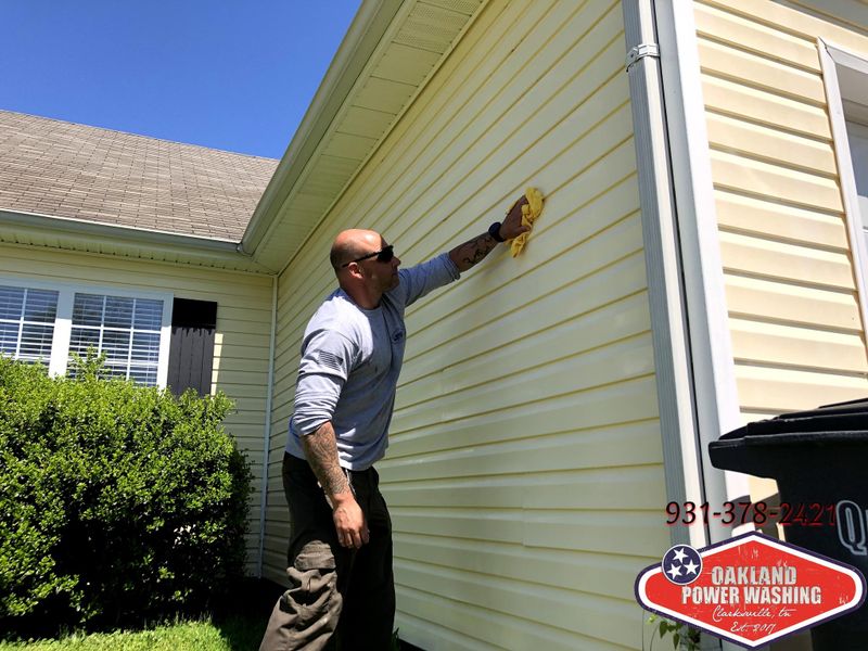 Revitalizing Clarksville: Oakland Power Washing's Algae-Free Home Transformation