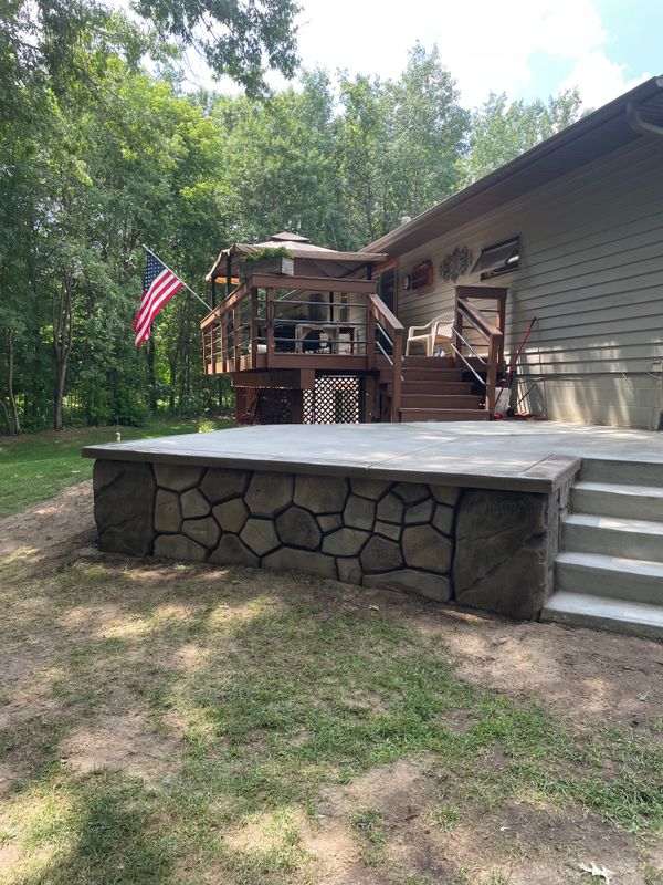 Carved Concrete Retaining Walls 