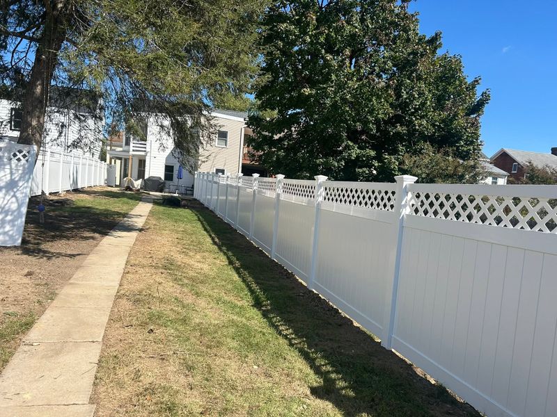 Vinyl Fencing