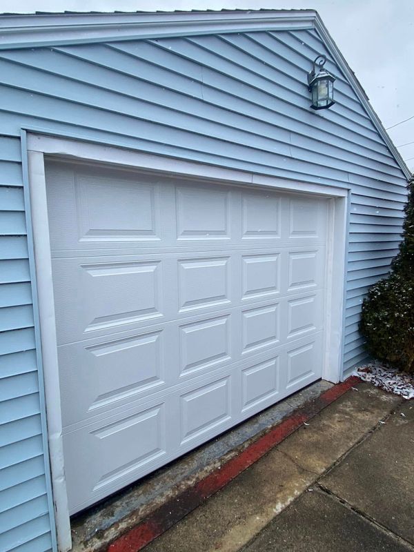 Garage Door Technician
