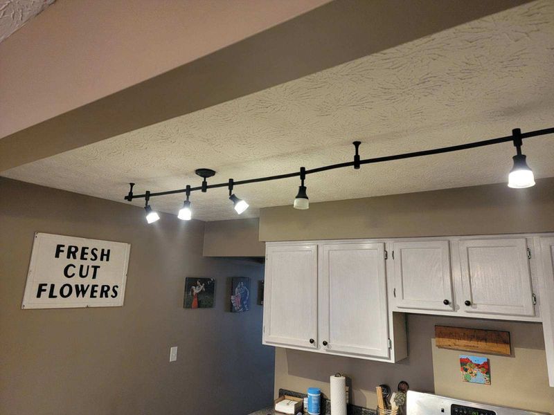 Lighting Installation & Repair