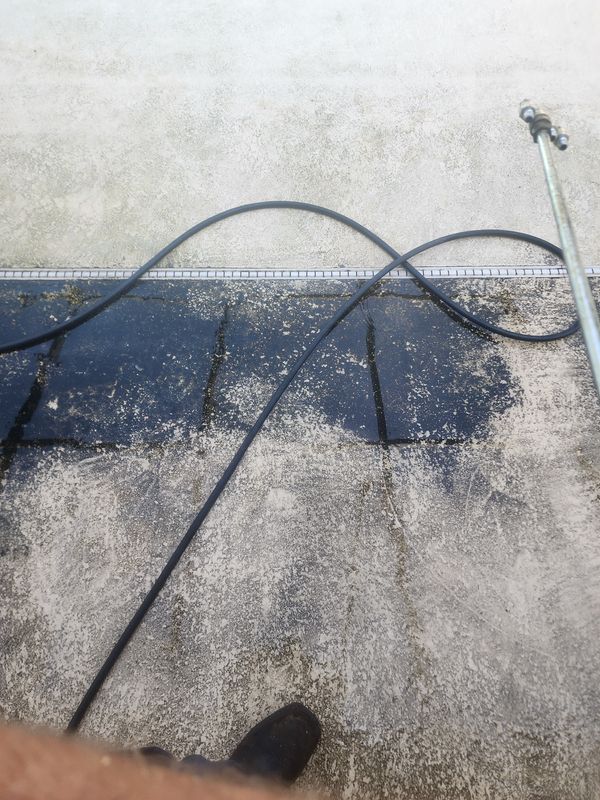 Driveway and Sidewalk Cleaning