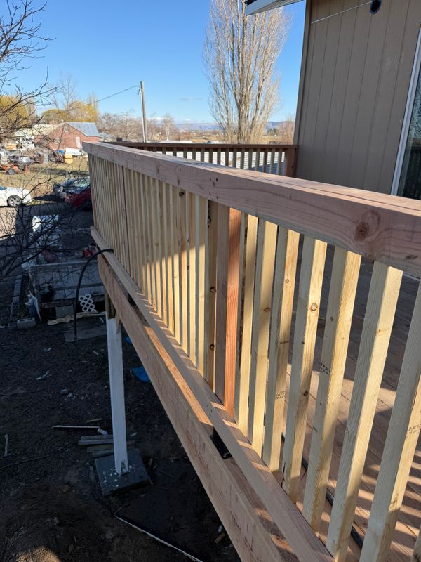 Custom decks & handrails