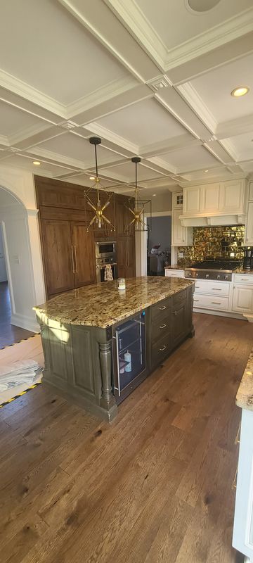 Kitchen and Cabinet Refinishing