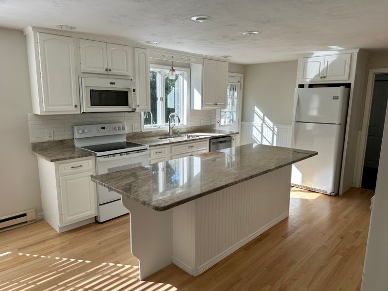 Kitchen Cabinet Refinishing