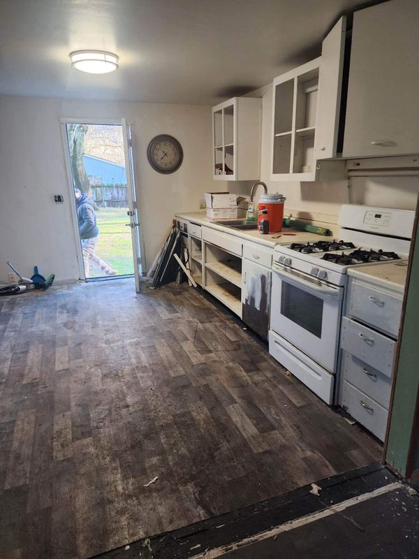 REMODELING PICTURES