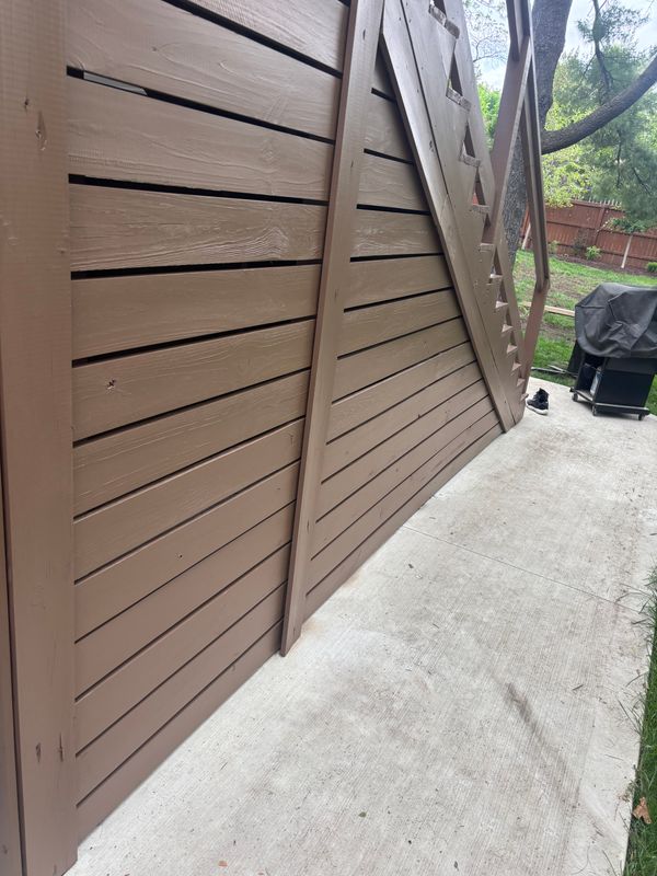 Deck Staining and Sealing