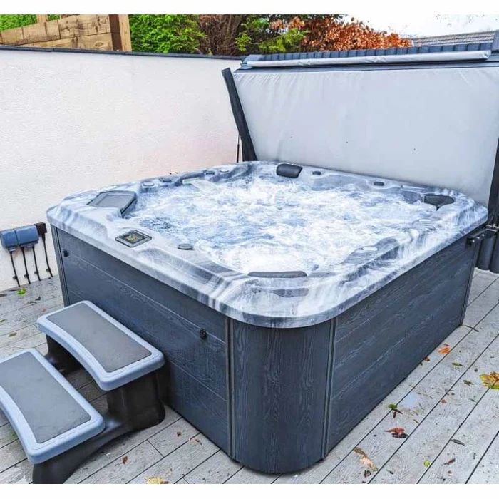 Hot Tub and Spa Cleaning and Maintenance