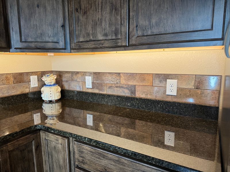 Kitchen Backsplash Tiling