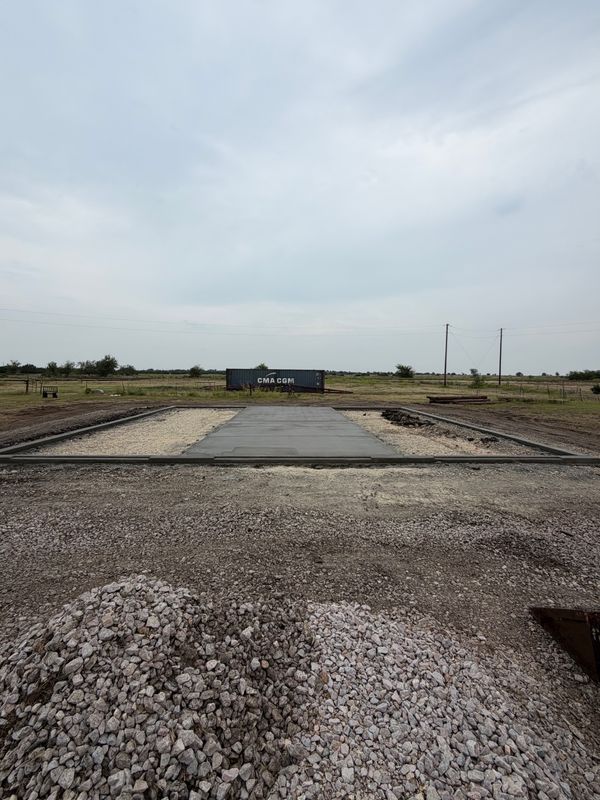 Foundation Perfection: Expert Excavation and Smooth Concrete Solutions