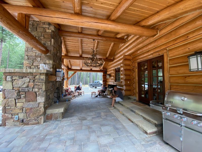 Log Homes Refinishing