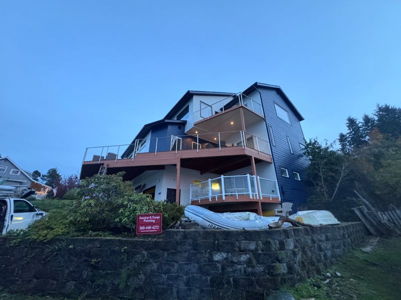 Coastal Elegance: Transforming a Seaside Home with Stunning Exterior Painting