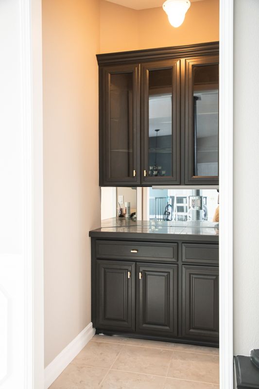 Kitchen and Cabinet Refinishing gallery