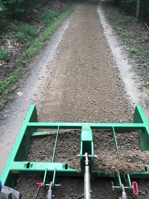 Gravel Driveway Laying