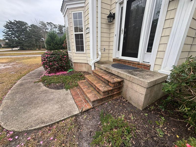 Hardscape Cleaning