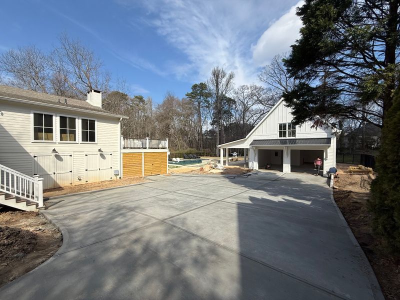 Driveways / patios