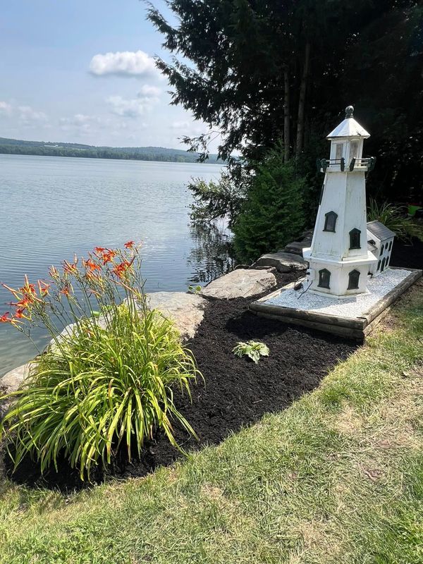 Flower Bed Restoration and Mulching