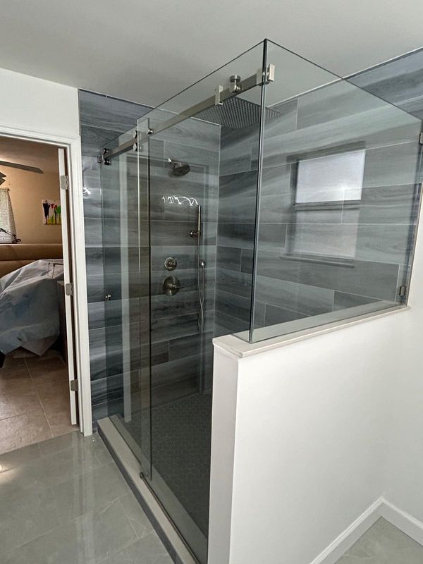 Bathroom Remodeling gallery
