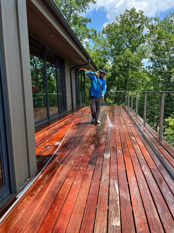 Deck & Patio Cleaning