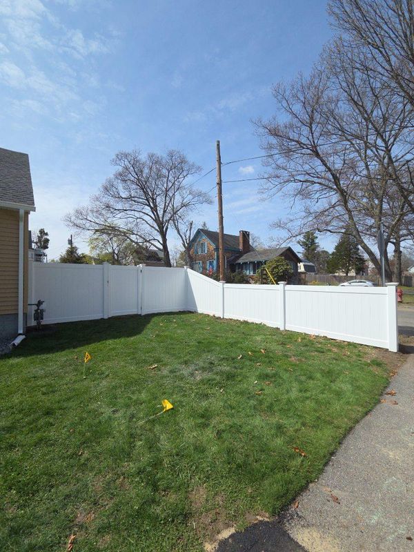 Vinyl Fencing Installation