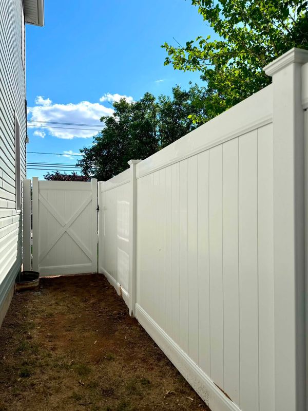 Vinyl Fencing