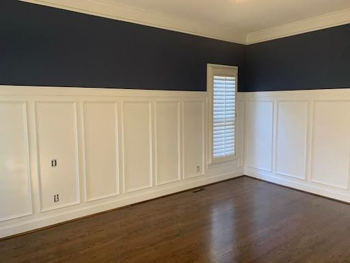 Wainscoting gallery