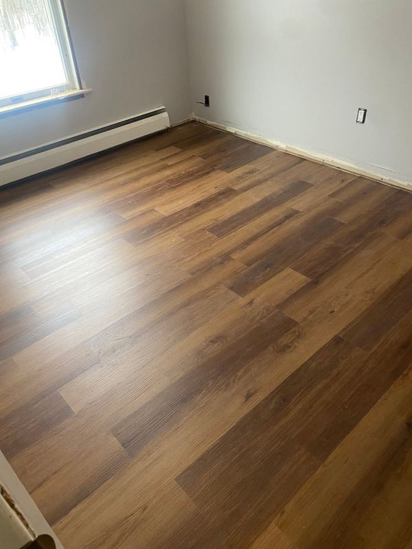 Vinyl and Laminate Flooring
