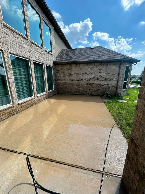 Deck and Patio Cleaning