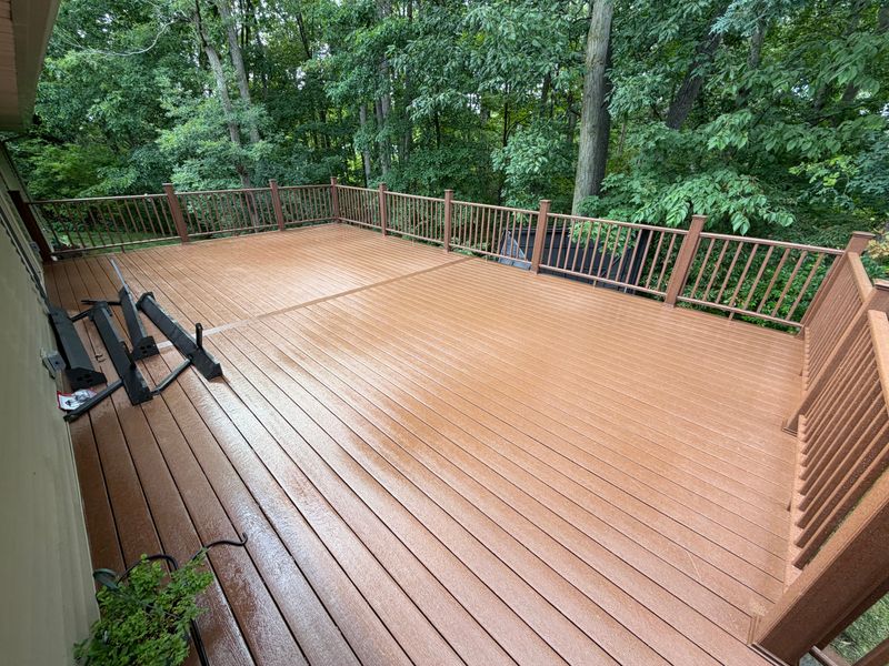 Custom Deck Building & Deck Installation