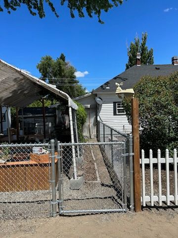 Gate Installation and Repair