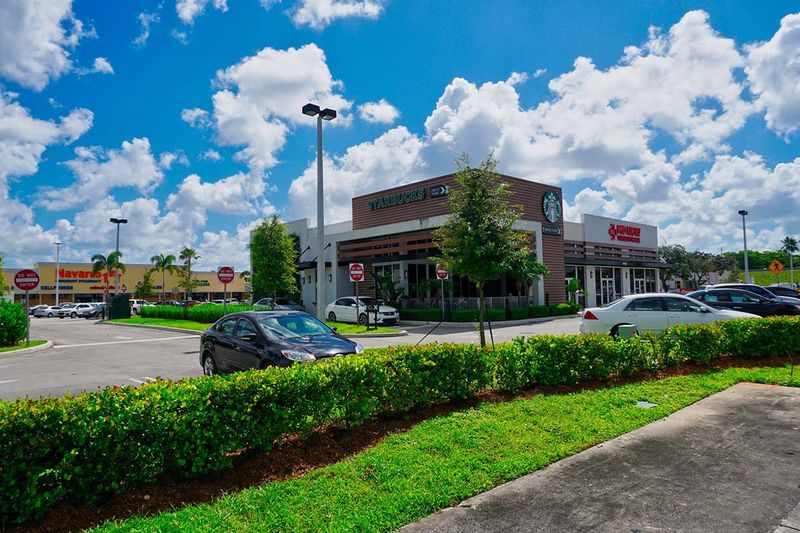 Commercial lawn and landscape maintenance
