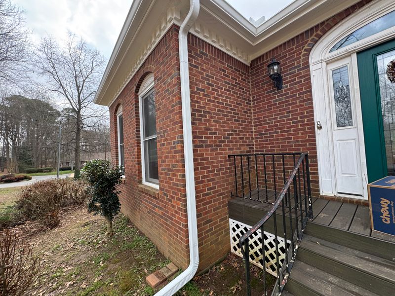 Gutter Repair & Replacement