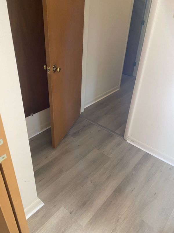 Vinyl and Laminate Flooring