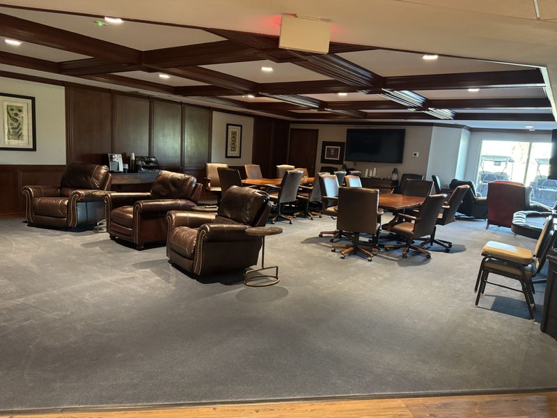 New Commercial Buildings / Commercial Renovations