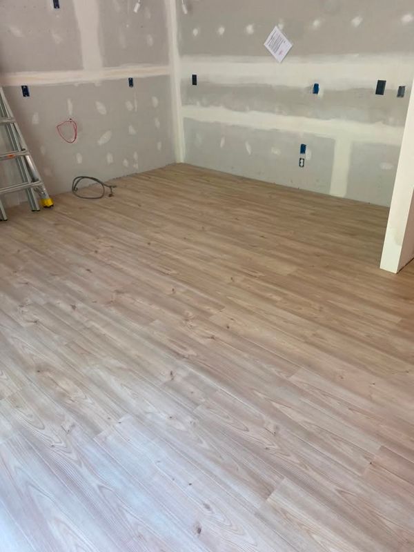 Vinyl and Laminate Flooring