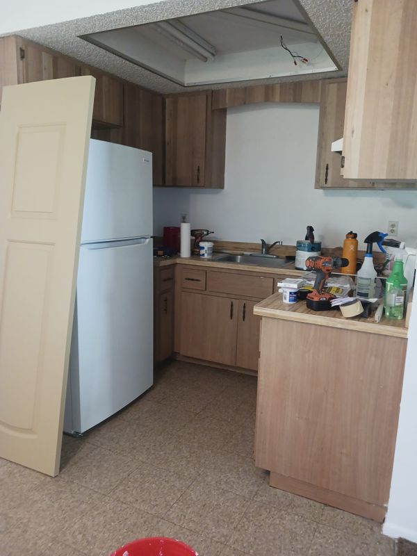 Kitchen and Cabinet Refinishing