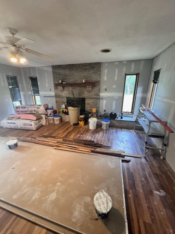 Carbondale Roof Leak repair and Drywall installation