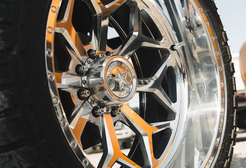 Custom Truck Suspensions