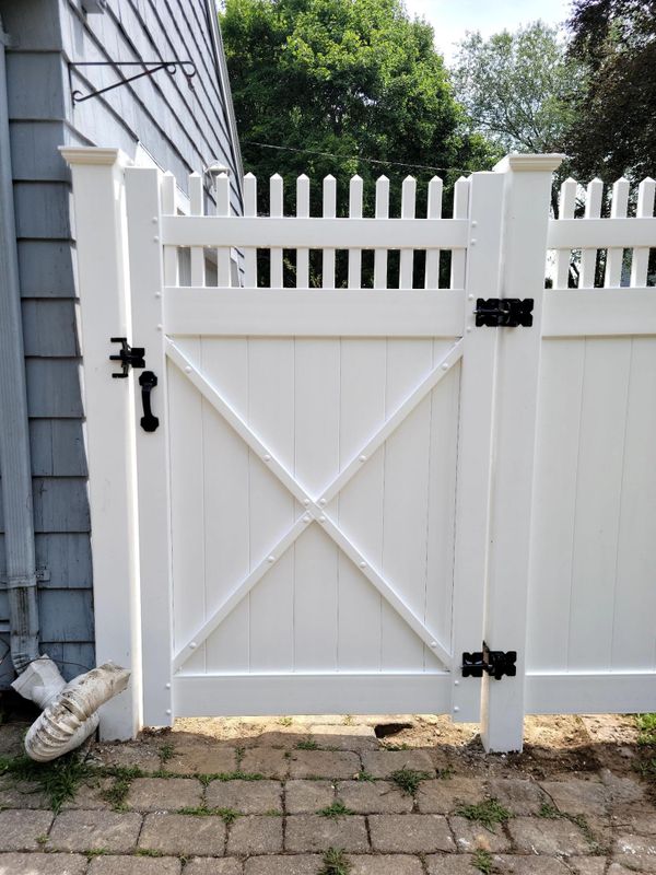 Vinyl Fences