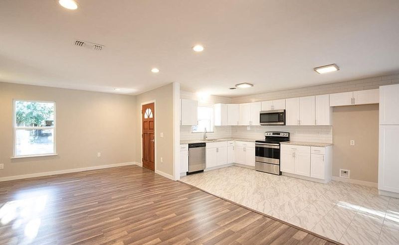 Flooring & Tile