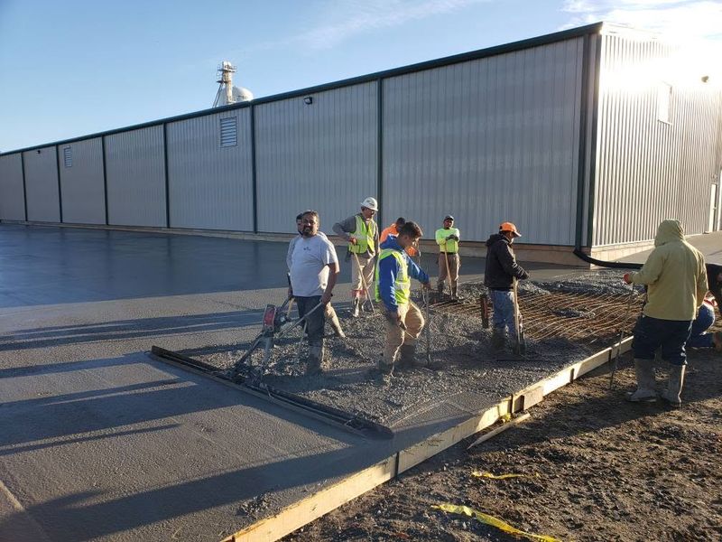 Concrete Pouring & Finishing