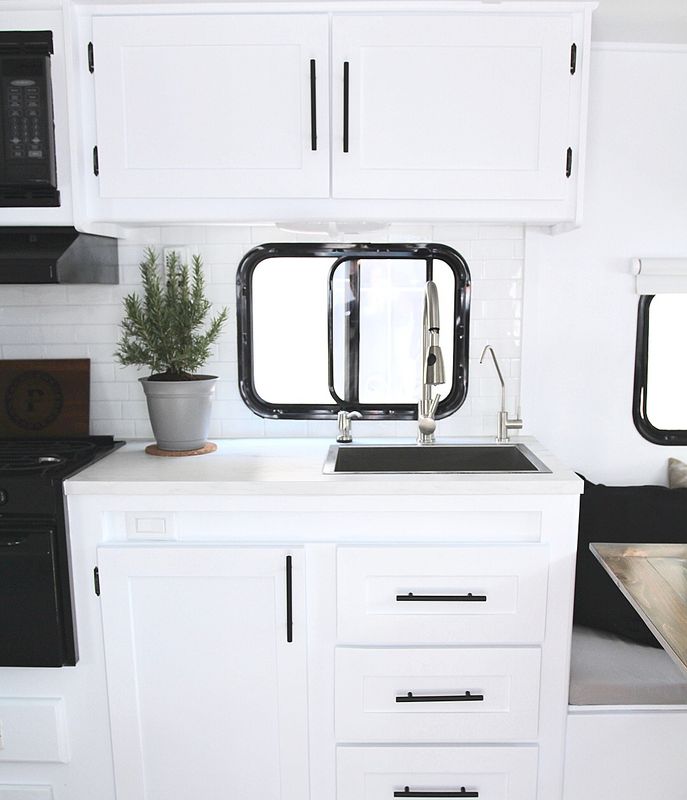 Hana - 2015 Fleetwood Travel Trailer