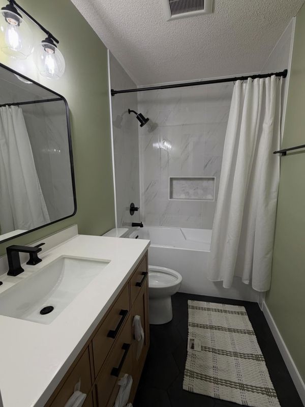 Custom Tile Showers