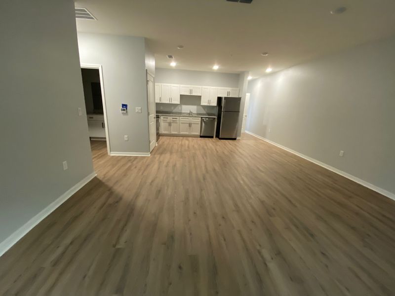 Janitorial & Cleaning Services - Residential, Commercial & Construction