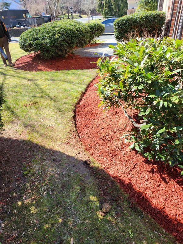 Landscape Design/Mulching