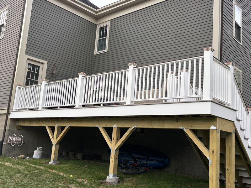 EXTERIOR CARPENTRY & DECKS (SELECT RENOVATIONS)