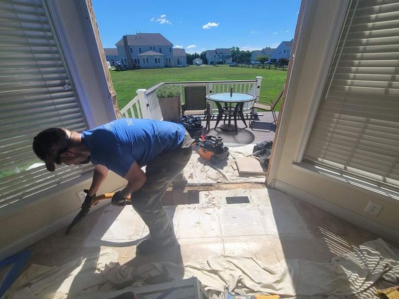 Laxs dr - windows, siding 